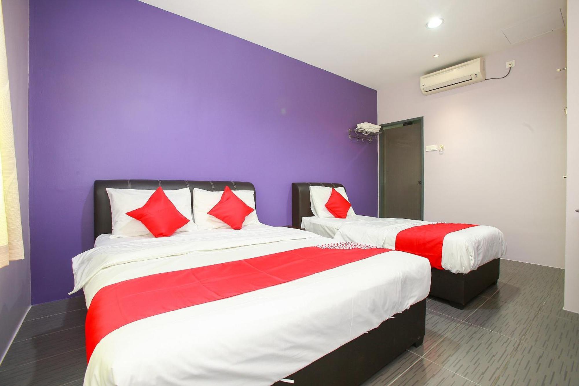 OYO 89332 De Hotel Teluk Intan Buitenkant foto